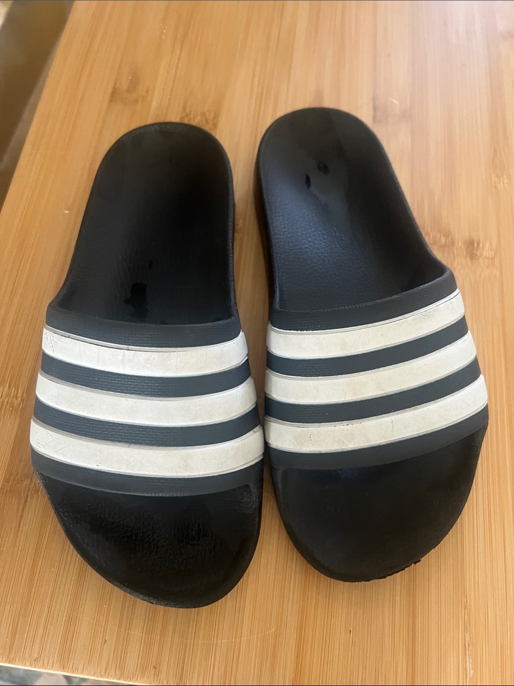 Adidas slides youth 2